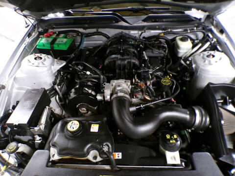 2005 Ford Mustang V6 Deluxe
