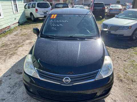 2011 Nissan Versa 1.8 SL