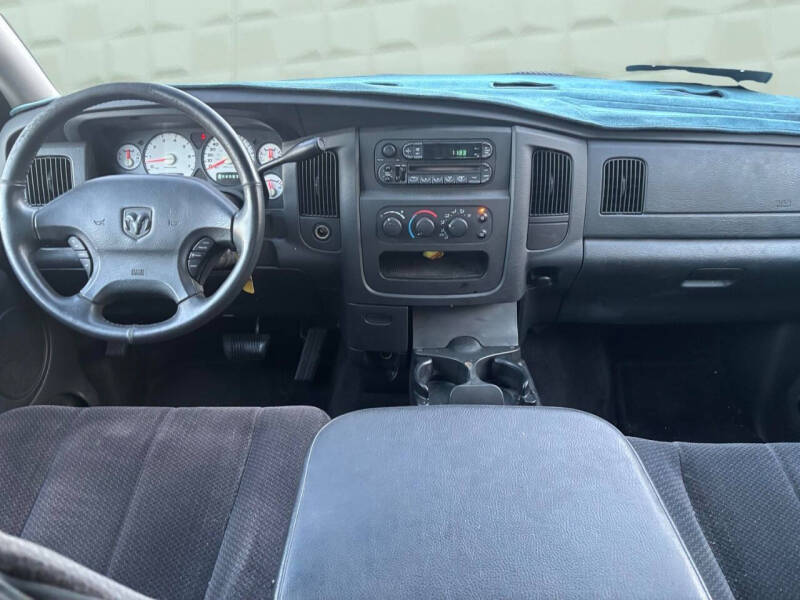 2003 Dodge Ram 1500 SLT