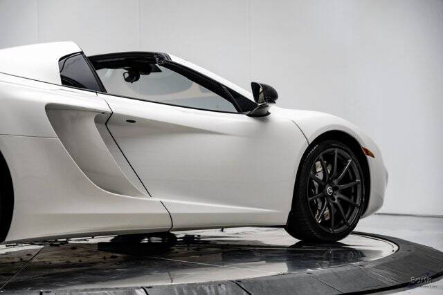 2013 McLaren MP4-12C Spider
