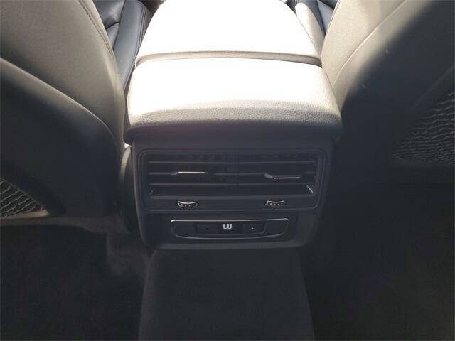 2020 Audi Q7 quattro Premium Plus 55 TFSI