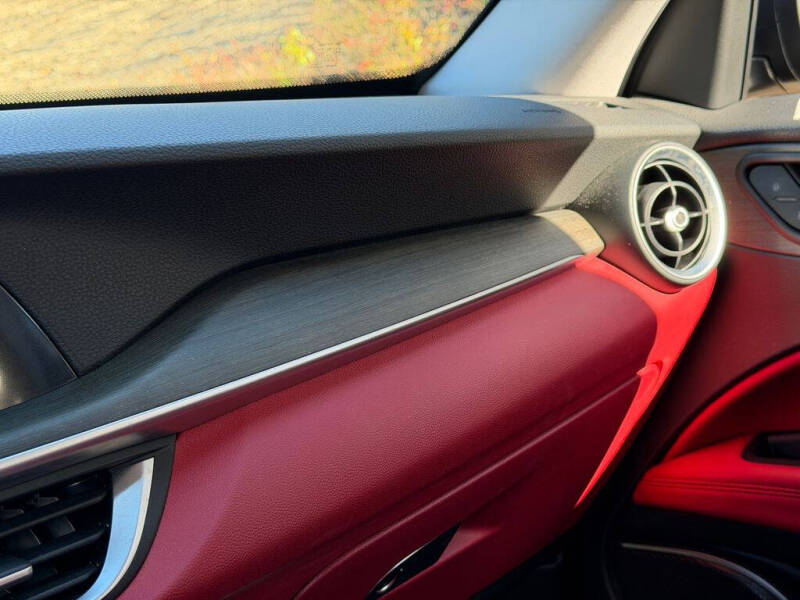 2019 Alfa Romeo Stelvio Ti