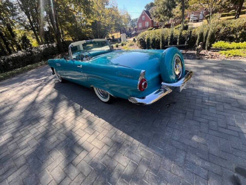 1956 Ford Thunderbird