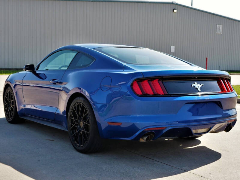 2017 Ford Mustang V6