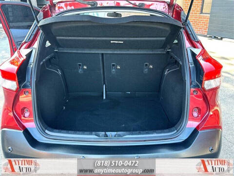 2020 Nissan Kicks SR