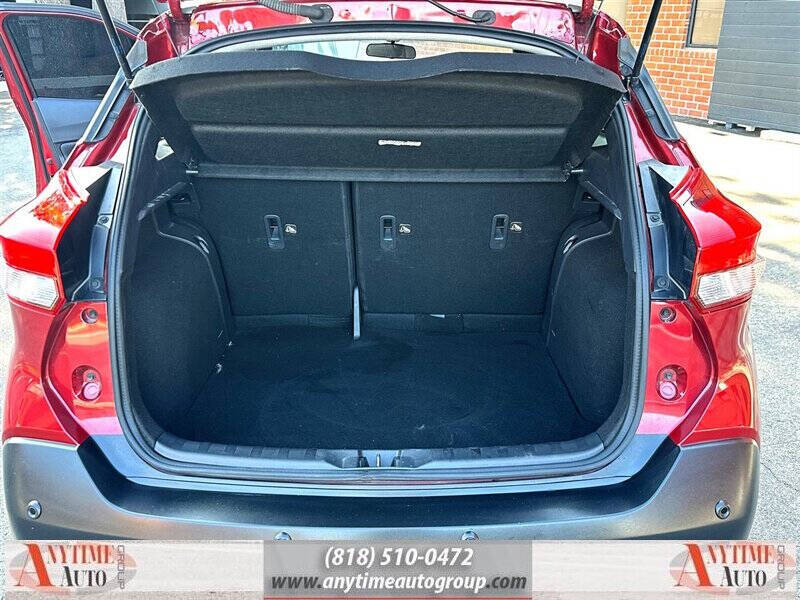 2020 Nissan Kicks SR