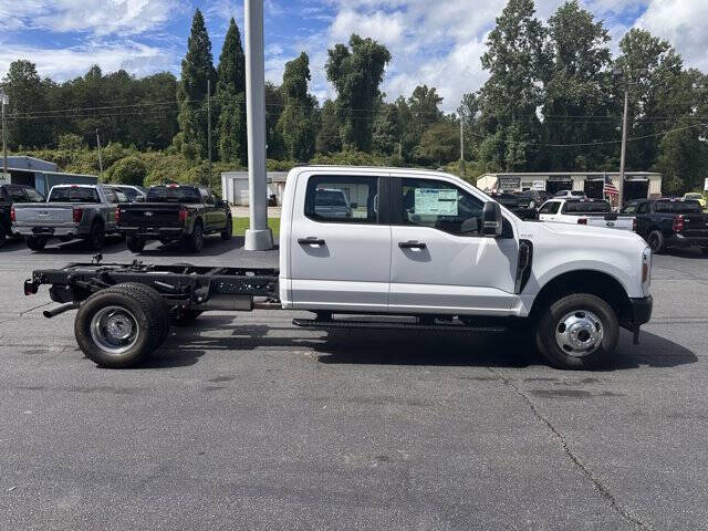 2025 Ford F-350 Super Duty XL