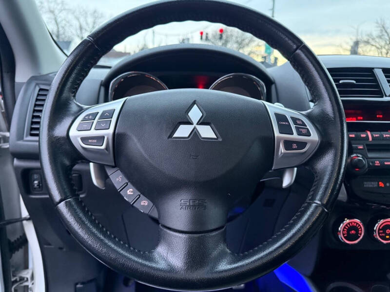 2013 Mitsubishi Outlander Sport LE