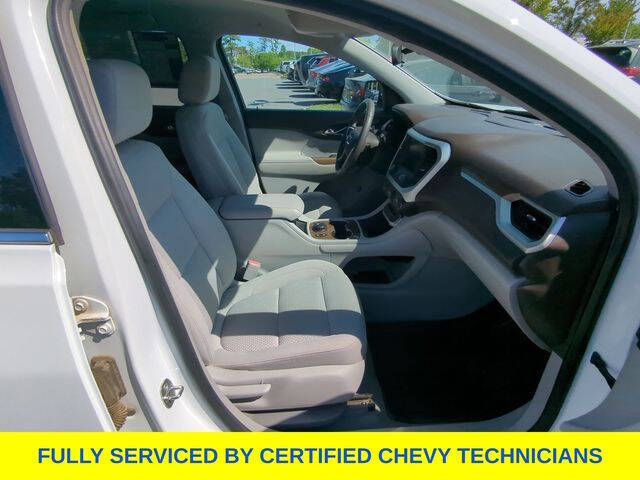 2023 GMC Acadia SLE
