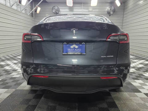 2025 Tesla Model Y Long Range