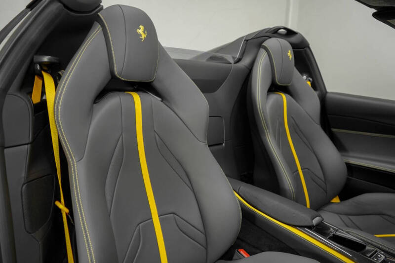 2023 Ferrari 812 GTS