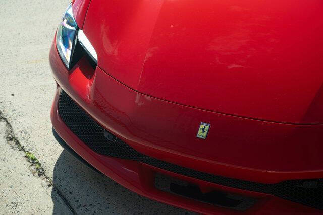 2024 Ferrari 296 GTS