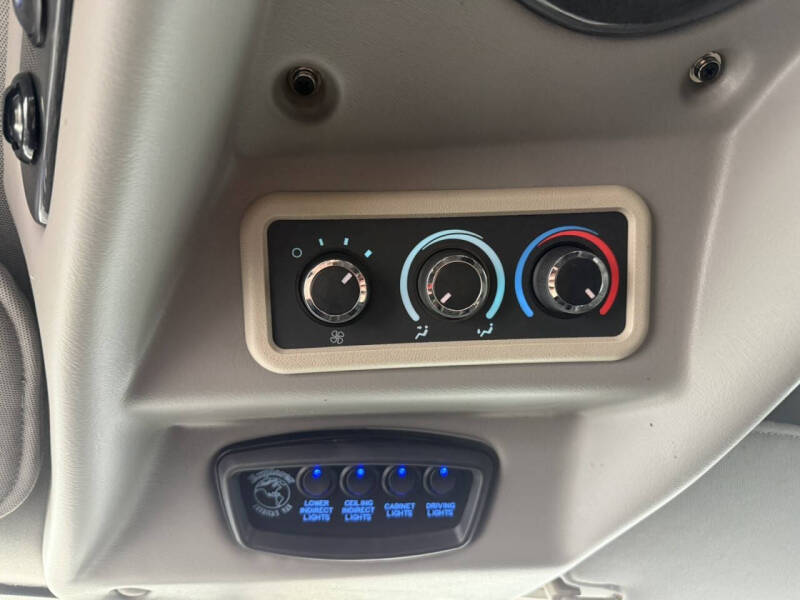 2018 GMC Savana 2500