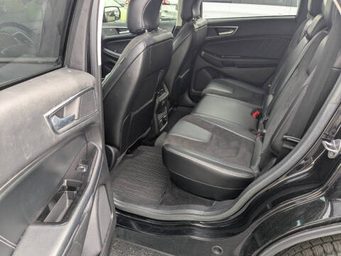 2017 Ford Edge Sport