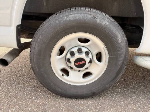 2023 GMC Savana 2500