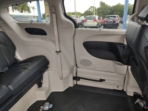 2019 Chrysler Pacifica Touring L