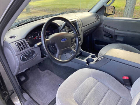 2005 Ford Explorer XLT