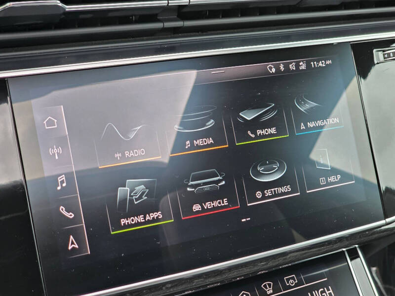 2019 Audi Q8 quattro Prestige 55 TFSI