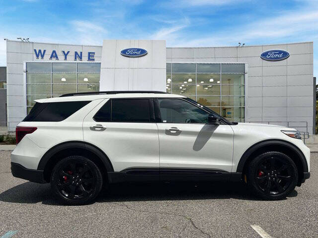 2022 Ford Explorer ST