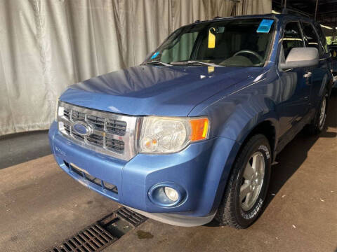 2009 Ford Escape for sale at Cars Now KC in Kansas City MO