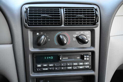 2000 Ford Mustang