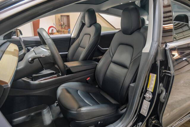 2019 Tesla Model 3 Standard Range Plus