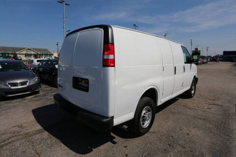 2021 Chevrolet Express 2500