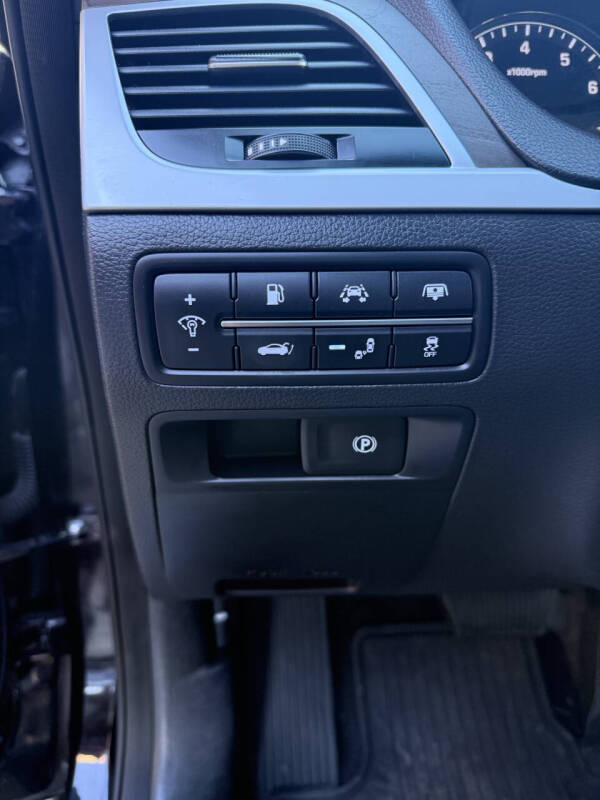 2015 Hyundai Genesis 3.8L