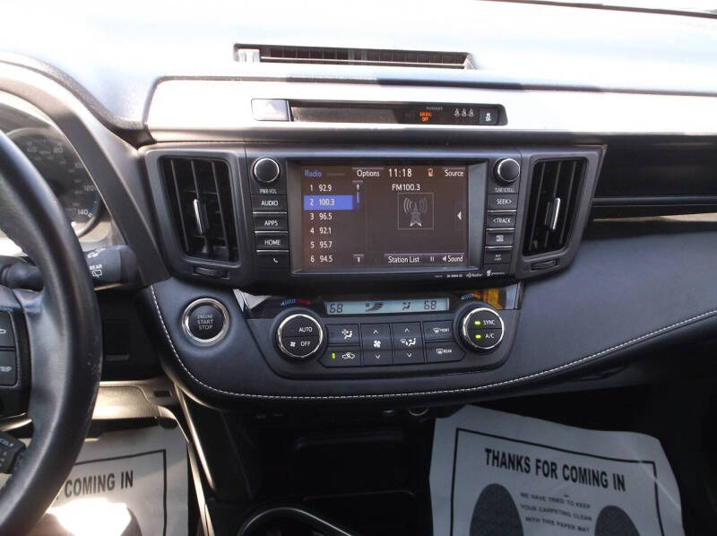 2017 Toyota RAV4 XLE