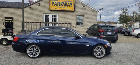 2011 BMW 3 Series for sale at Parkway Motors in Springfield IL