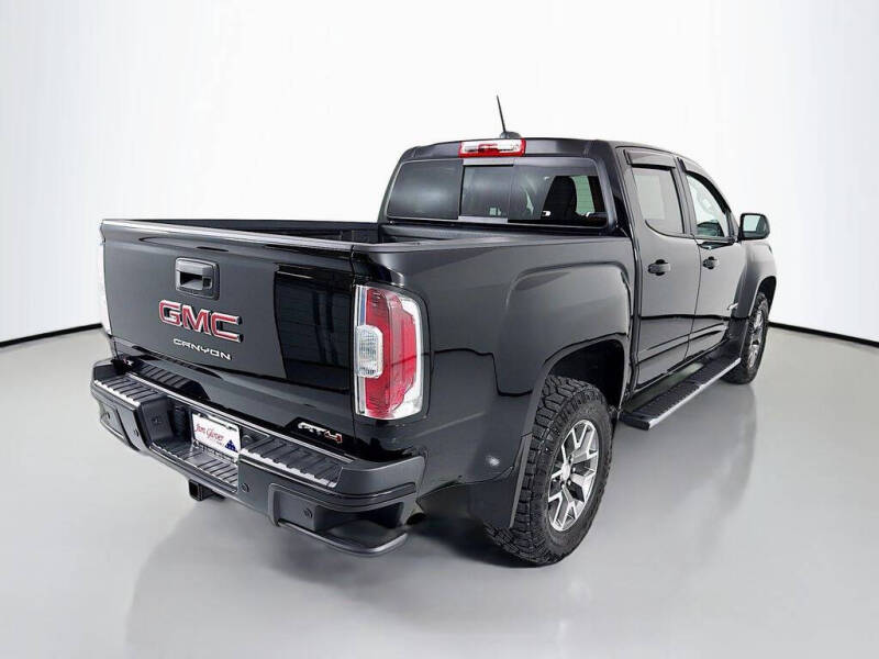 2022 GMC Canyon