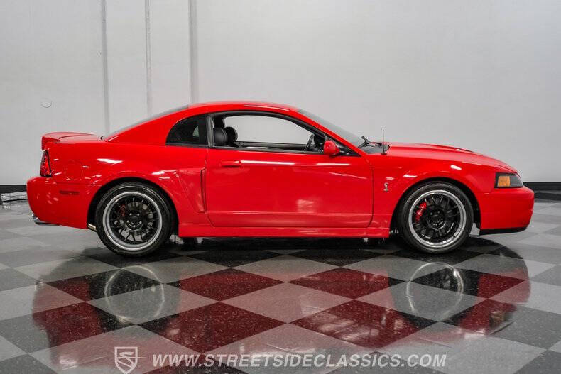 2004 Ford Mustang SVT Cobra
