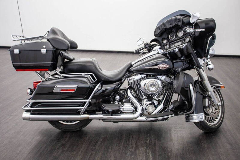 2010 Harley-Davidson FLHTC