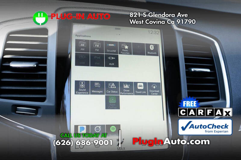 2016 Volvo XC90 T6 Momentum