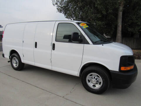 2017 Chevrolet Express for sale at 2Win Auto Sales Inc in Oakdale CA