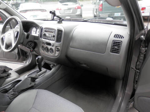 2005 Ford Escape XLT