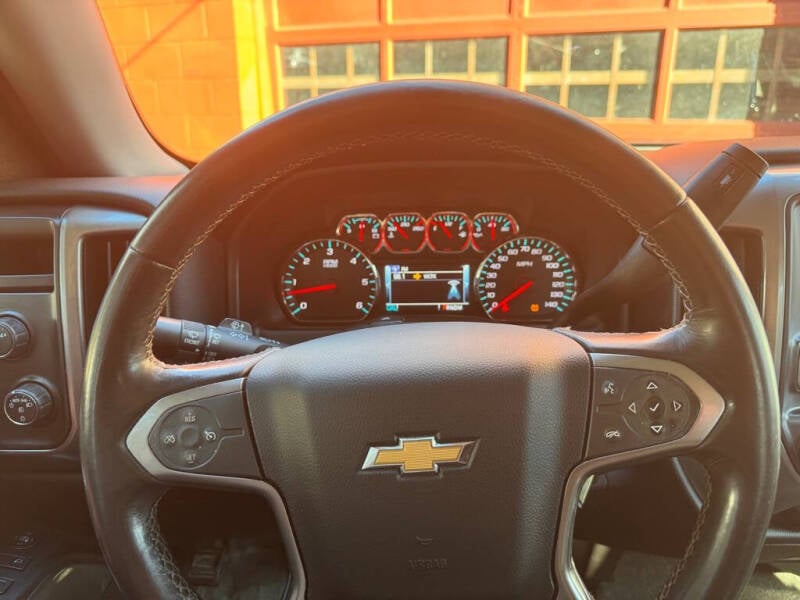 2016 Chevrolet Silverado 1500 LT photo 12