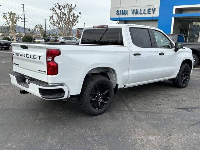 2024 Chevrolet Silverado 1500 Custom