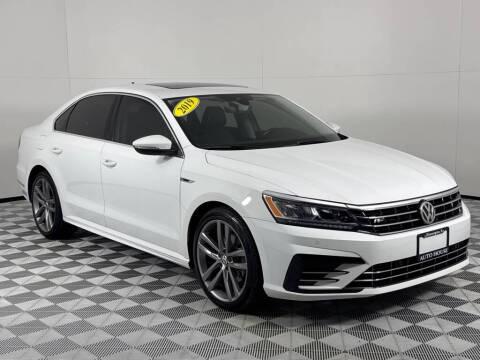 2019 Volkswagen Passat SE R-Line