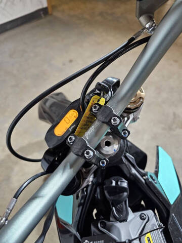 2025 SurRon HYPER BEE