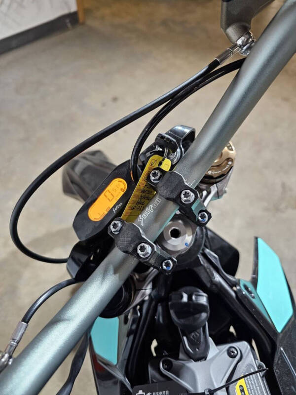 2025 SurRon HYPER BEE