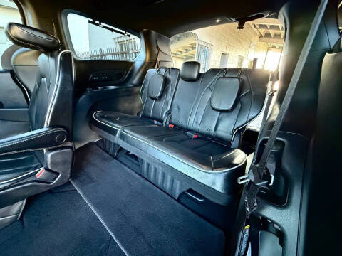 2020 Chrysler Pacifica Limited