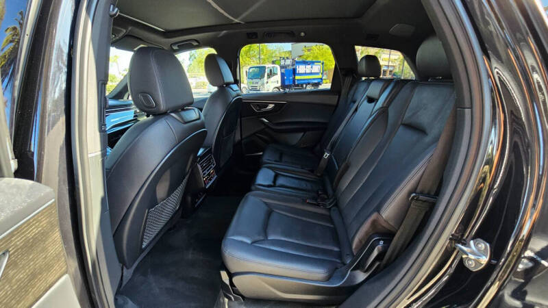 2021 Audi Q7 quattro Premium Plus 55 TFSI