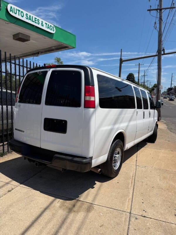 2016 Chevrolet Express LS 3500