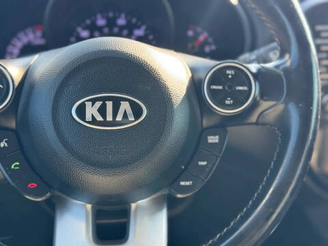 2017 Kia Soul +