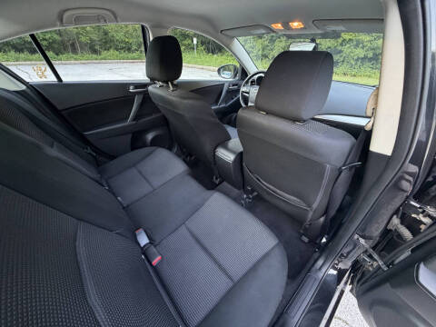 2013 Mazda MAZDA3 i SV