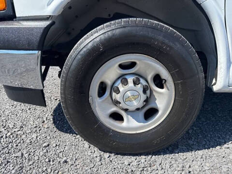 2023 Chevrolet Express 2500