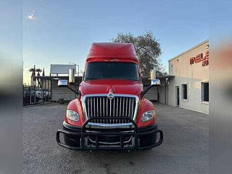 2018 International LT625