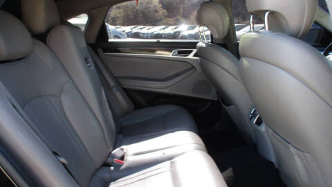 2016 Hyundai Genesis 3.8L