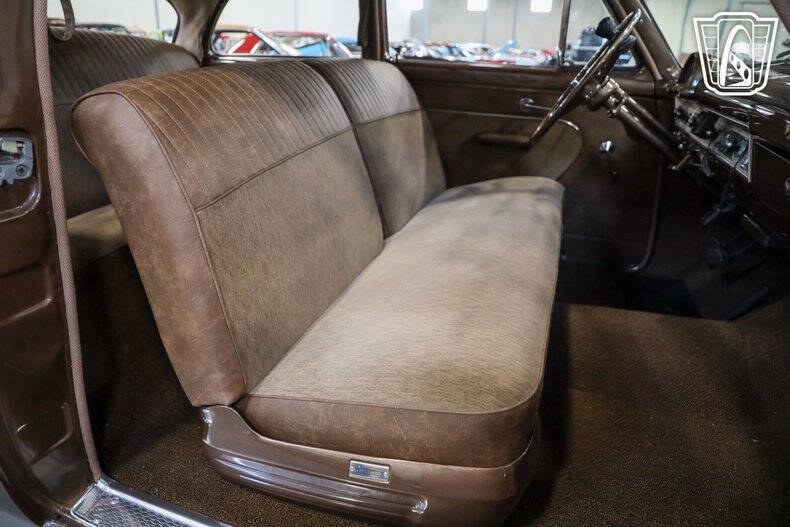 1954 Ford Crestline